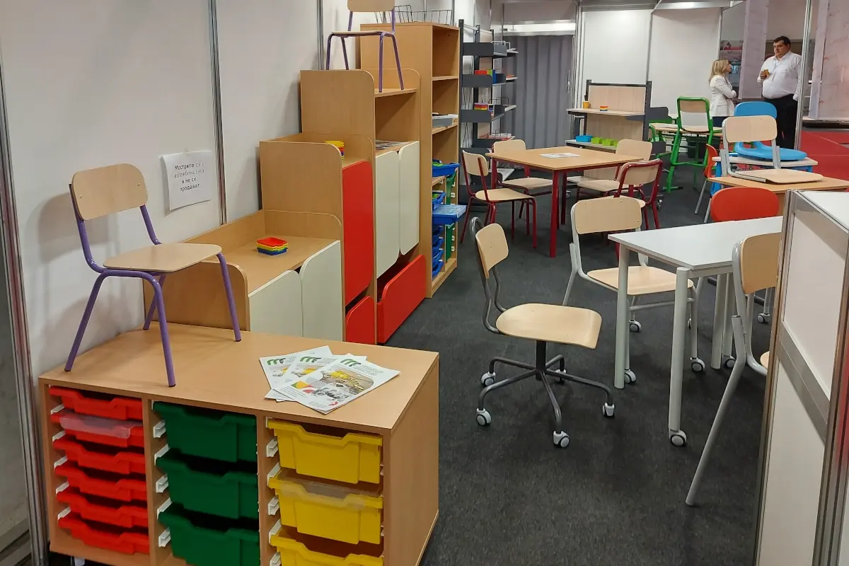 Лабораторни столове